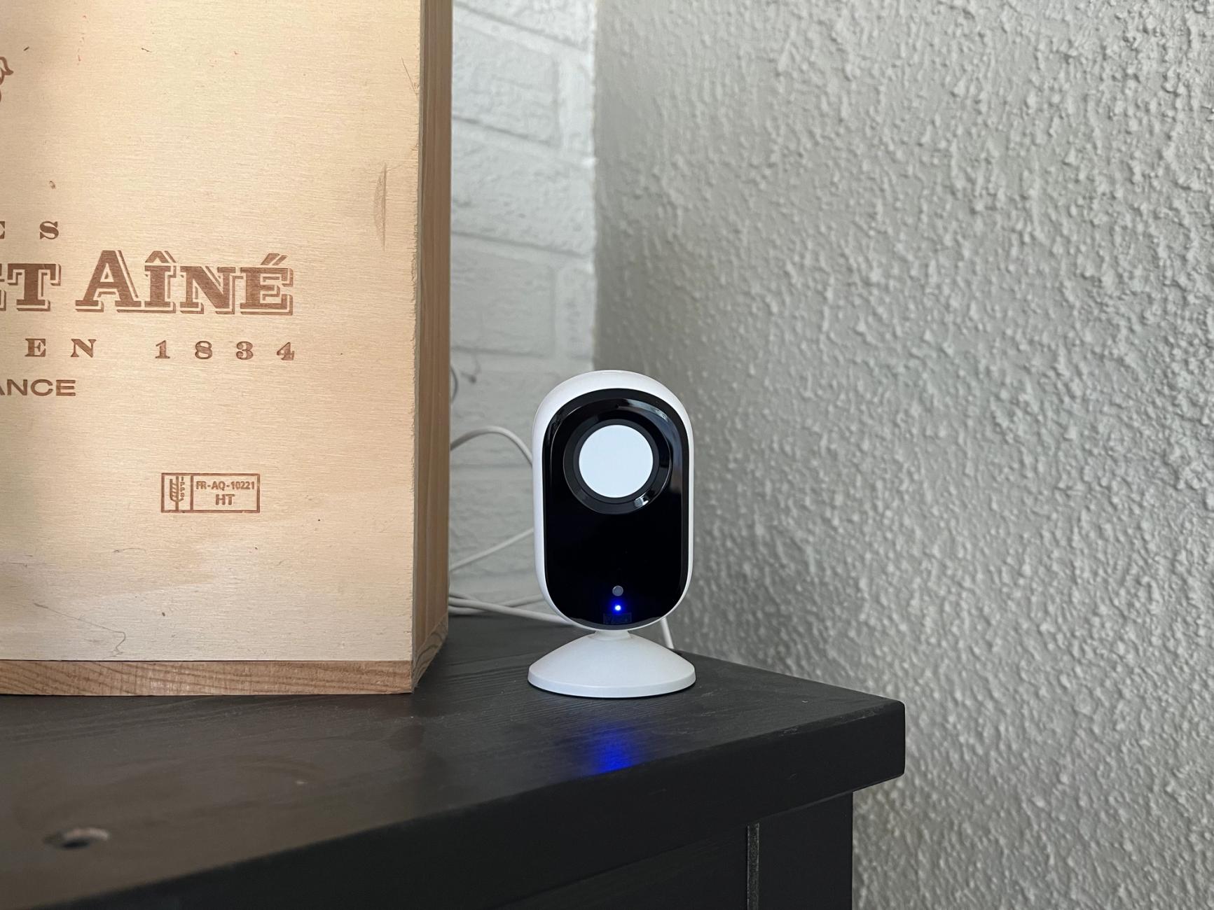 Arlo Essential 2 Indoor Camera