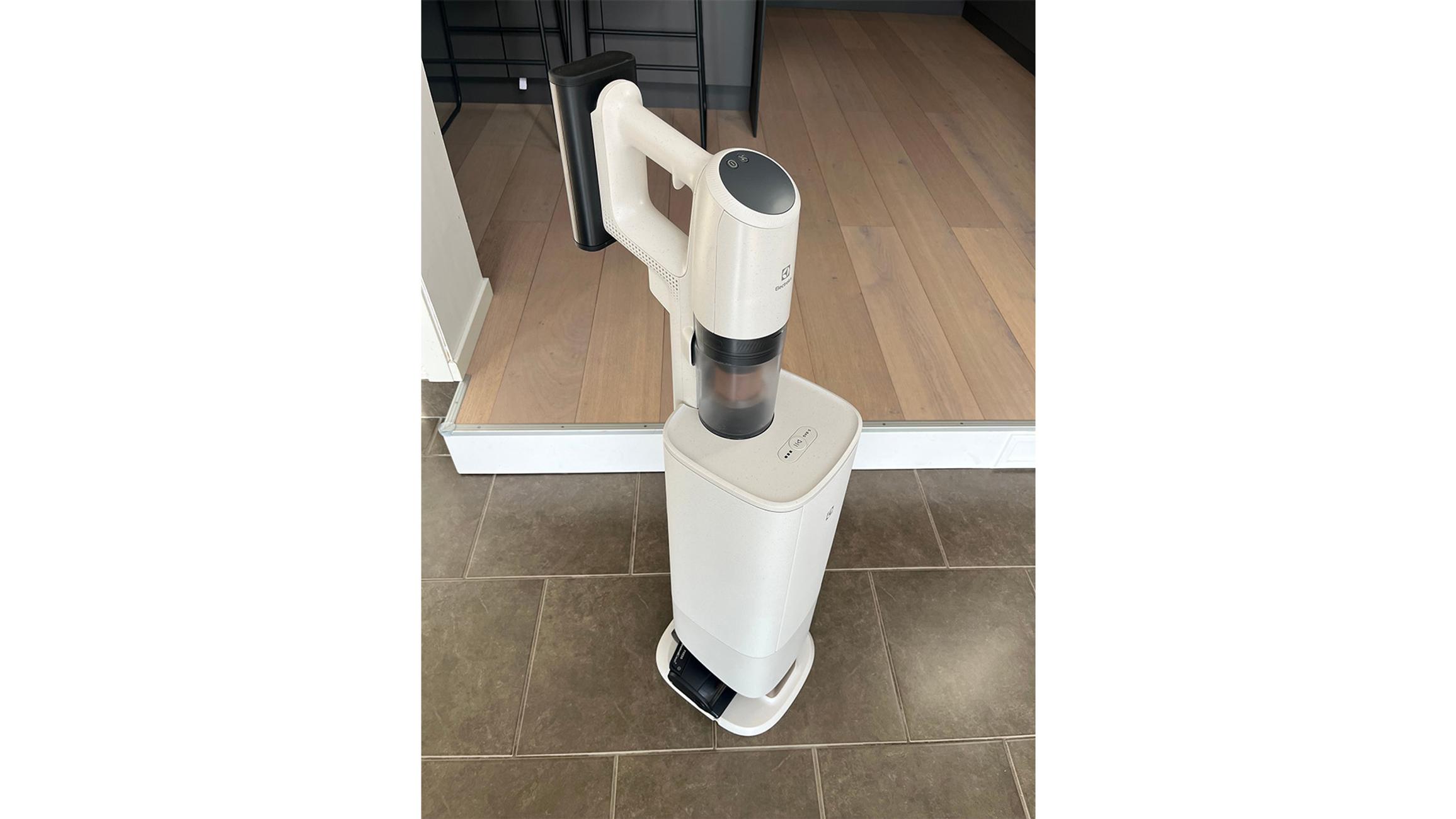 Electrolux Ultimate 800 Cordless