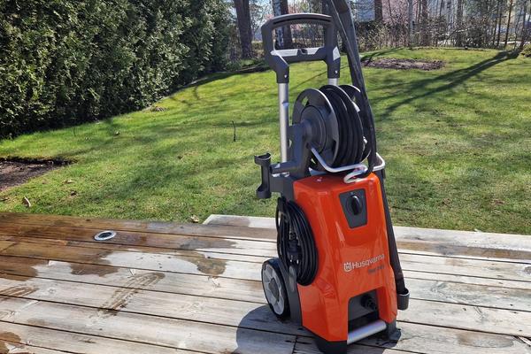 Husqvarna PW 360 - Robust, smidig och lättanvänd!