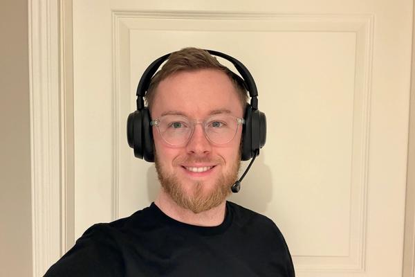 SteelSeries Arctis Nova Pro Omni - påkostat headset för kräsna gamers