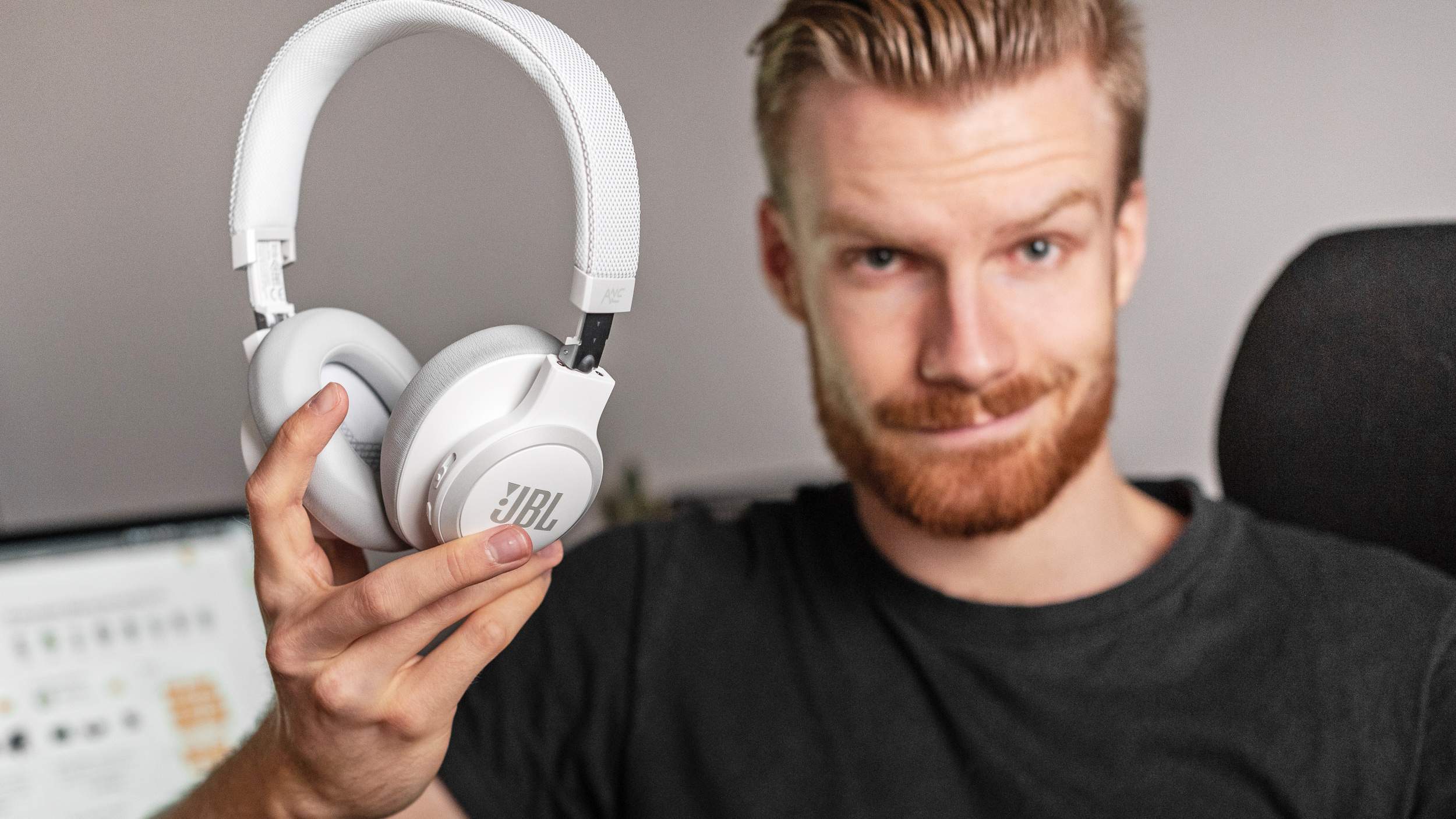 JBL Live 650BTNC - välljudande lurar med användbar brusreducering