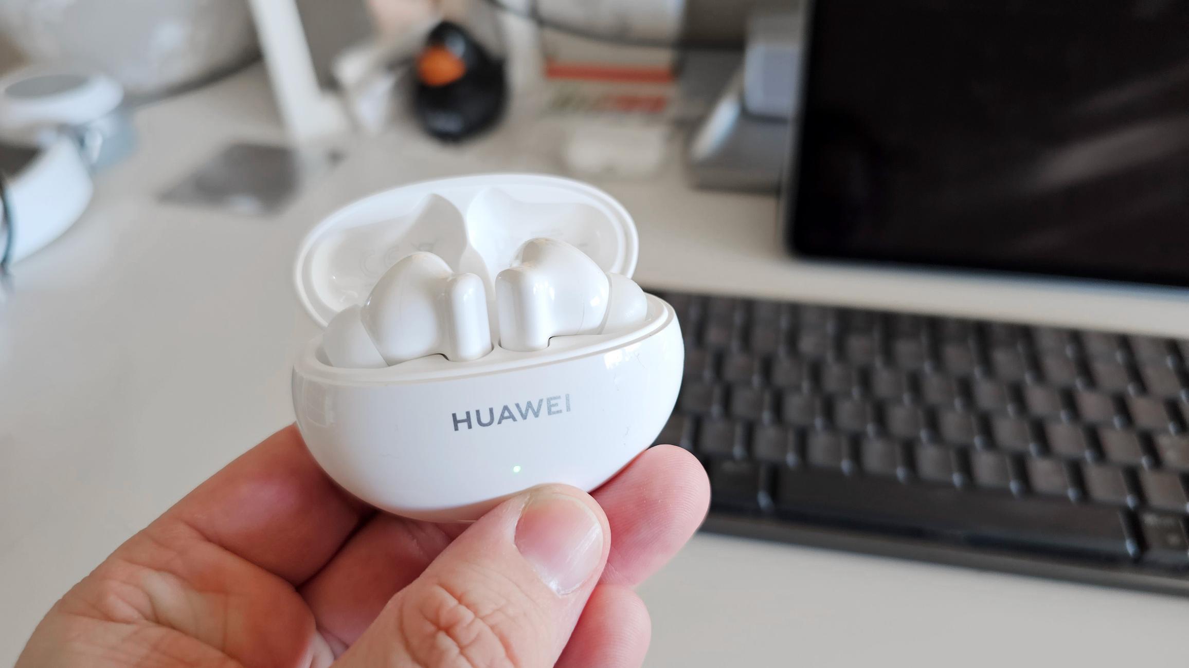 Huawei FreeBuds 5i - ett bra val men bäst för Huawei-användaren
