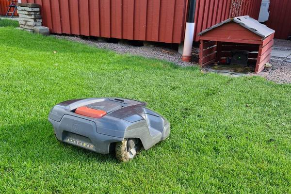 Installera robotgräsklippare - så här gör du, steg för steg