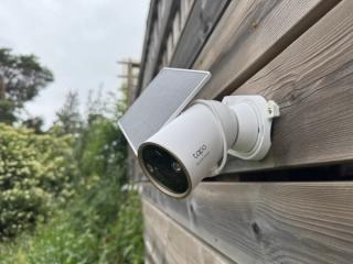 TP-Link Tapo C460 - enkel kamera med solpanel och smart igenkänning