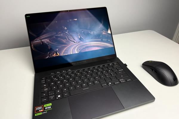 Asus ROG Zephyrus G14 2025