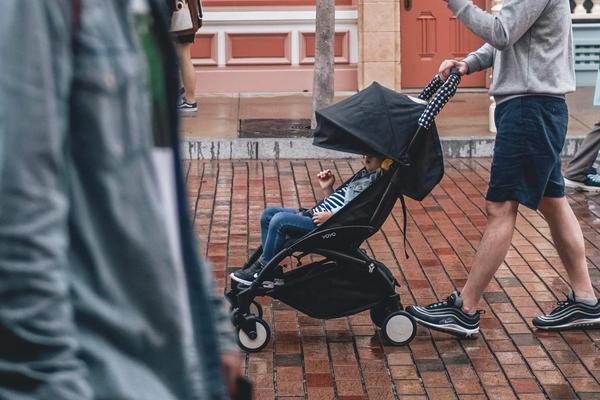 Ergonomisk sittdel vs vanlig sittdel - 3 skillnader du bör veta innan köpet