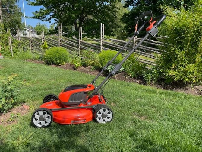 Bästa batteridrivna gräsklipparen