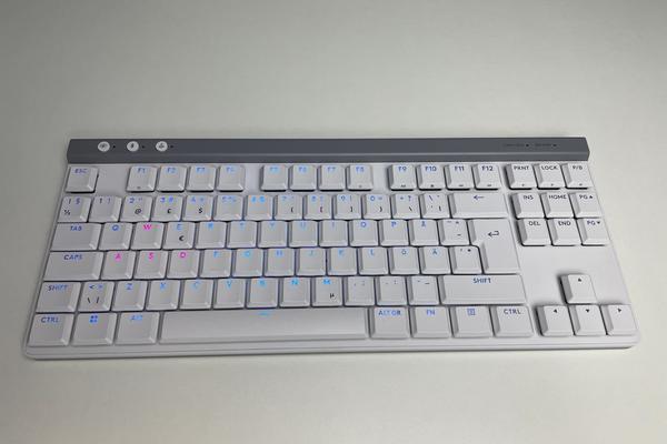 Logitech G515 Lightspeed