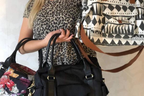 Vad ska man ha i skötväskan? - Här är de 5 viktigaste sakerna