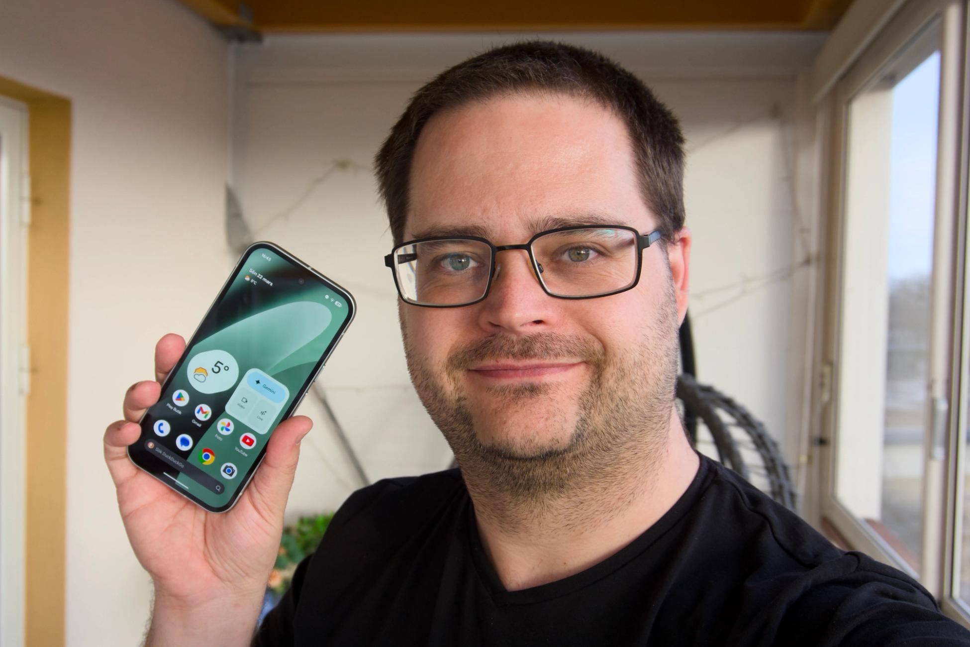 Skribenten med Google Pixel 10a