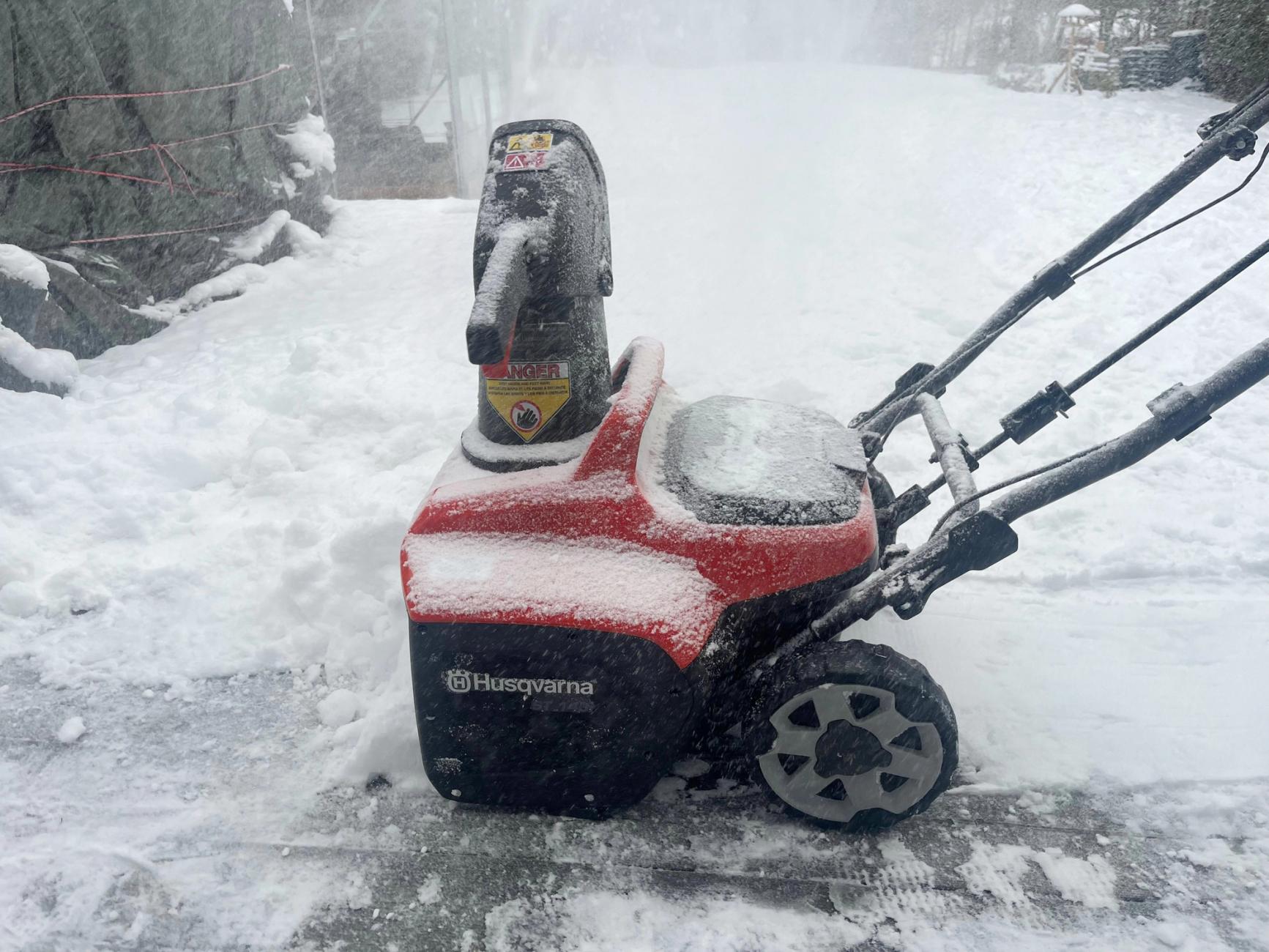 Husqvarna ST 143i - Lille snefryser der overrasker positivt