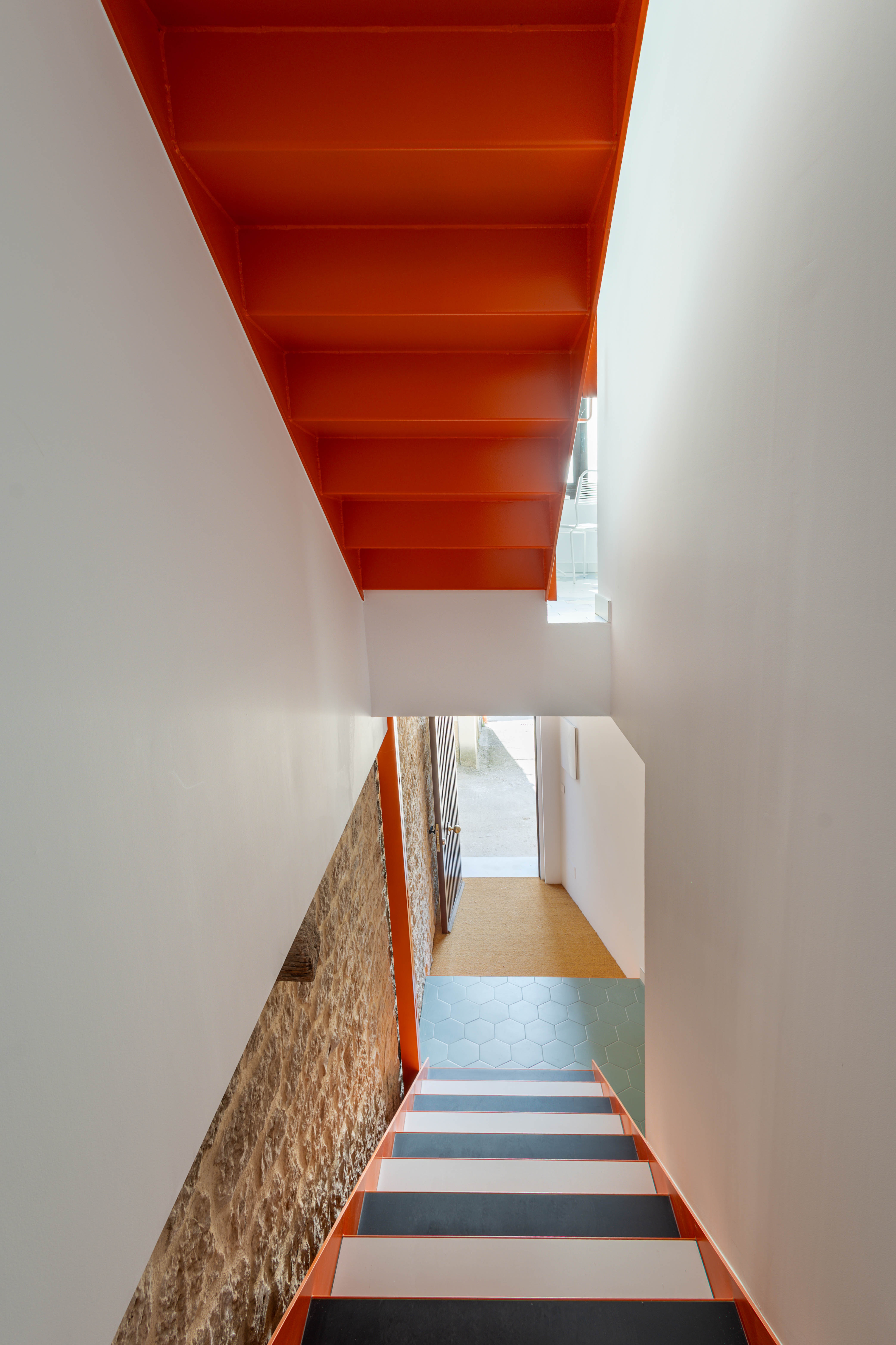 LTC LT&C LTundC Lehmann Tabillion Castorph Architektur Stadtplanung Gesellschaft Energetische Sanierung Aktivierung Bauruine Nordspanien Privathaus Muster Orange