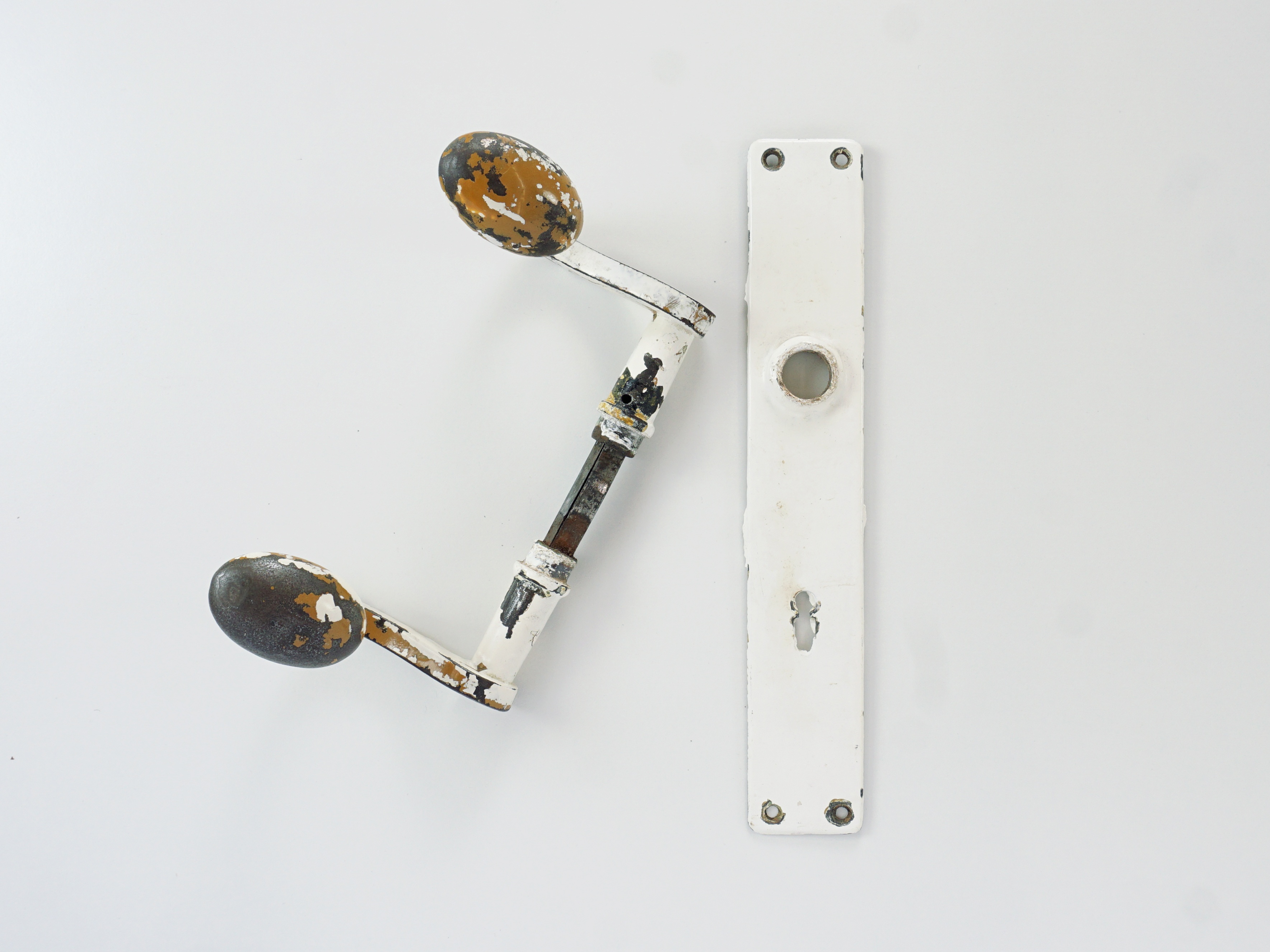 Posthorn historisch Türbeschlag Langschild Messing Türklinke Türdrücker Ledigenheim Theodor Fischer Denkmalschutz Nachguss einbrennlackiert schwarz