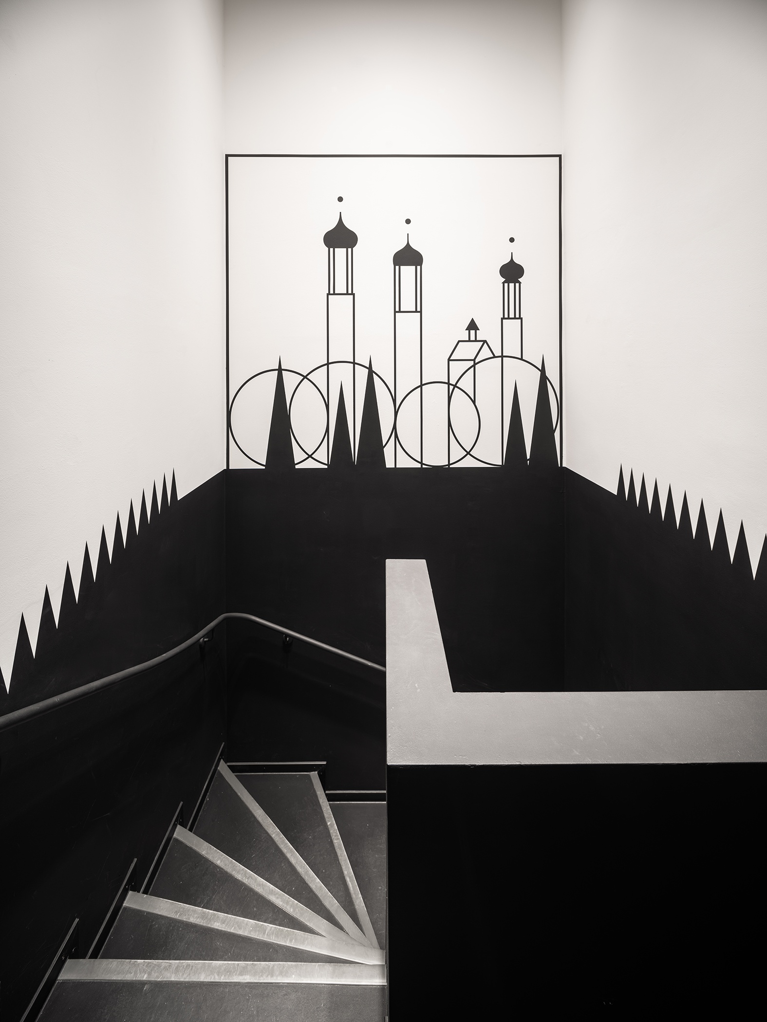 Lehmann Tabillion Castorph LTC LTundC Showroom Bergmannstr Innenausbau Ladenausbau Licht Leuchten Erco Jung Grafik Otl Aicher Treppe Wald Türme Landschaft