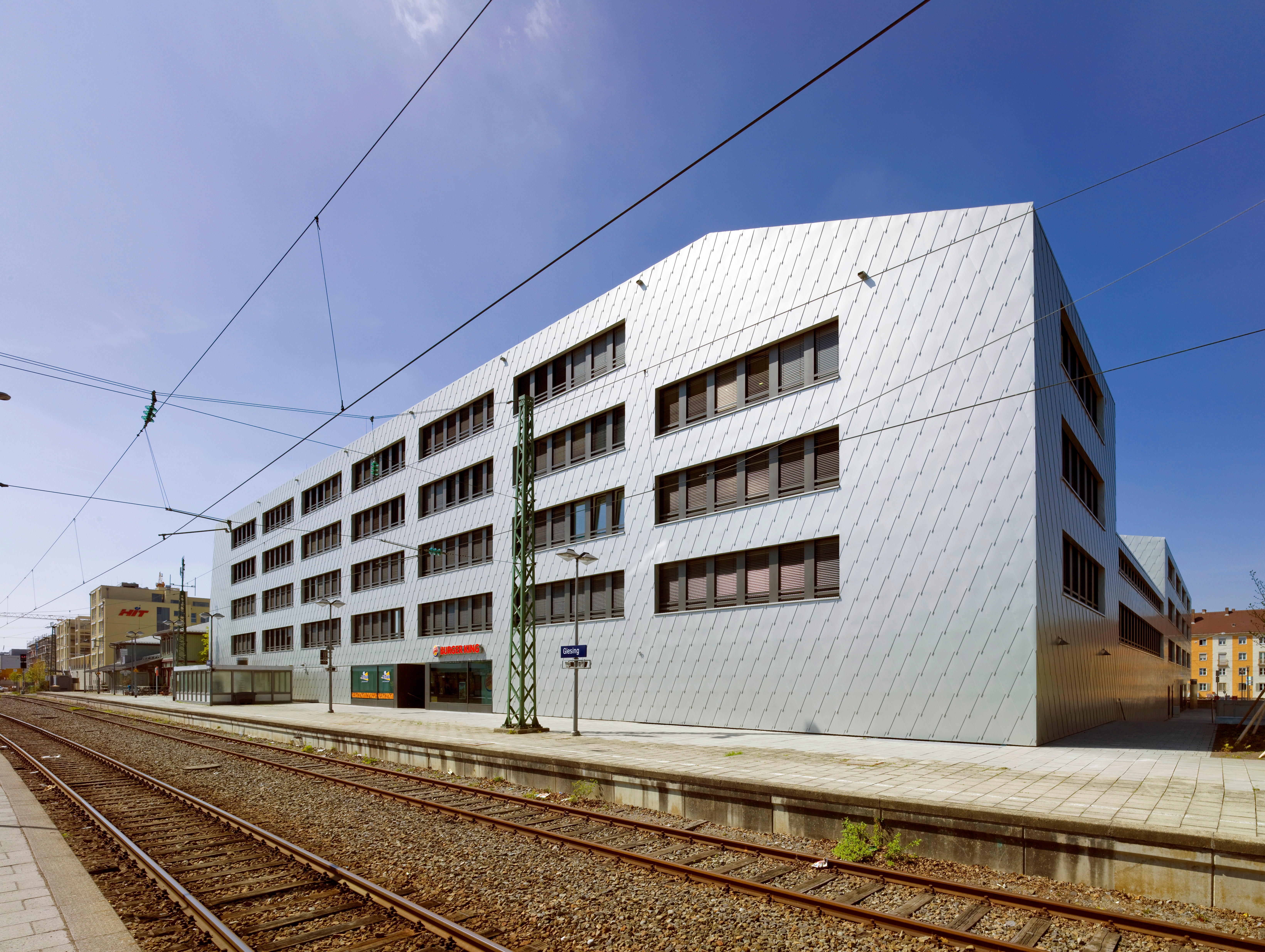 Gesundheitszentrum, Giesinger Bahnhof