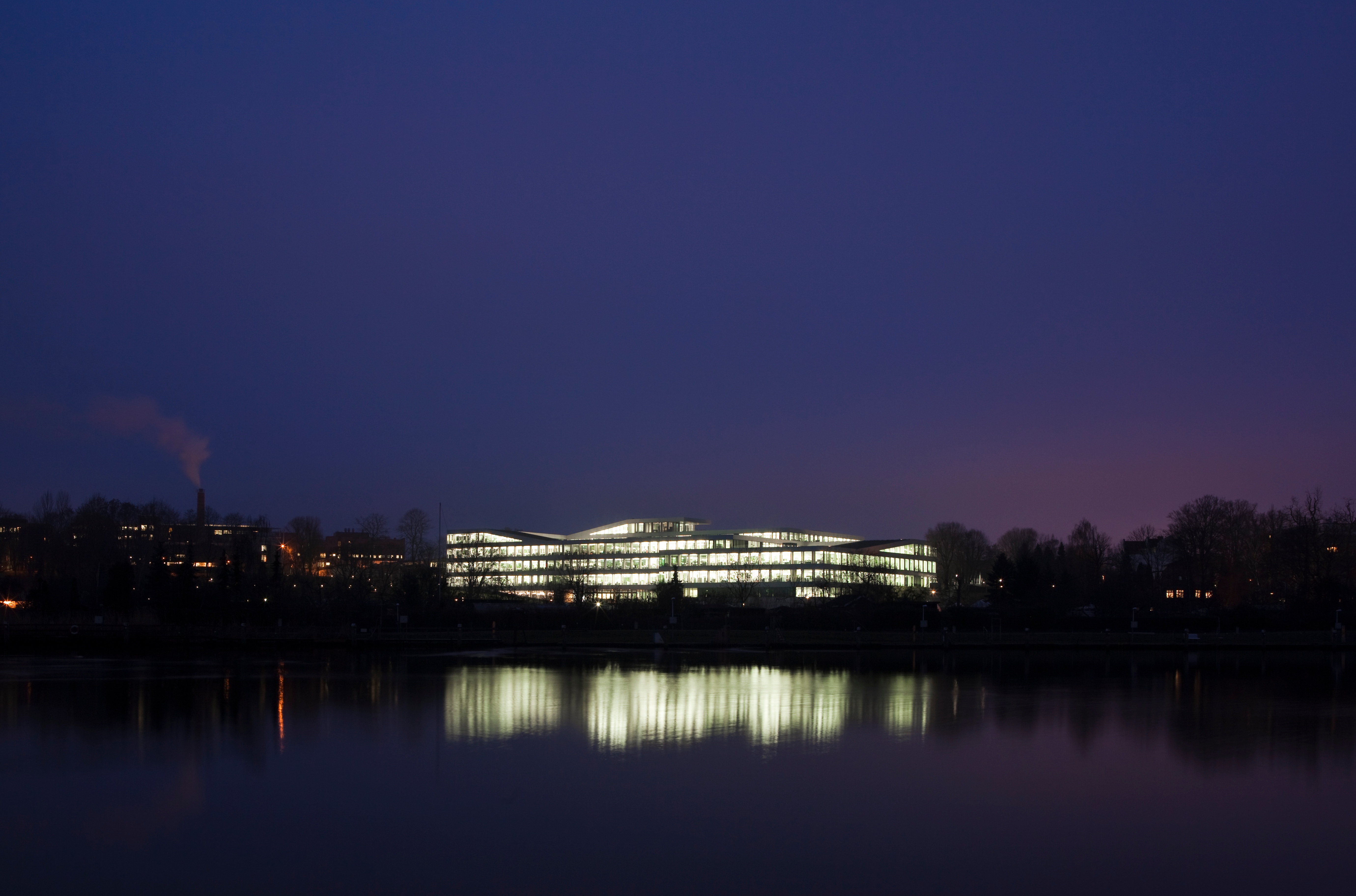 Drägerwerk AG, Lübeck, Ansicht Nacht