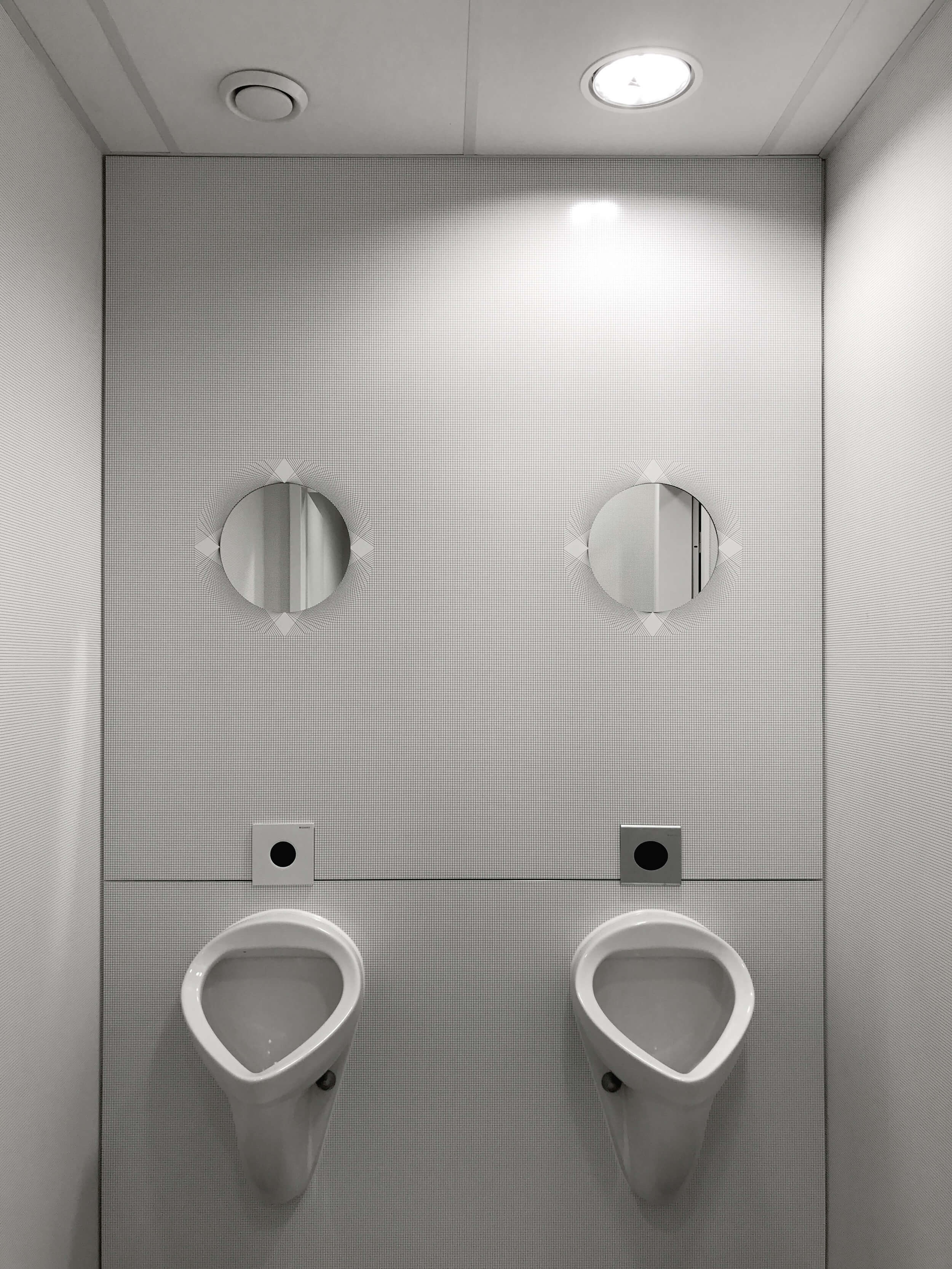 Digitalmedia, Toilette