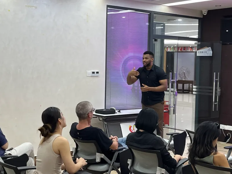 Internations Shenzhen — Keynote Speaker, The Role of AI & Machine Learning in Digital Transformation