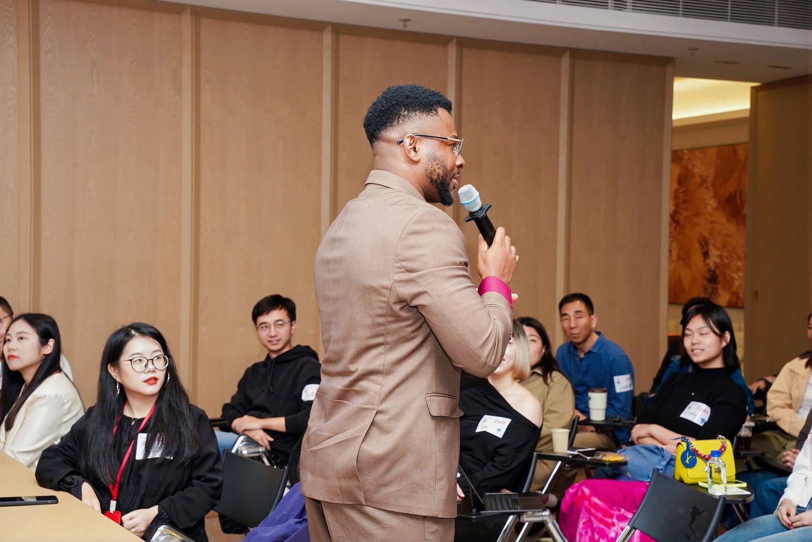 Startup Grind Shenzhen — Change Management for AI Adoption in Large Organisations