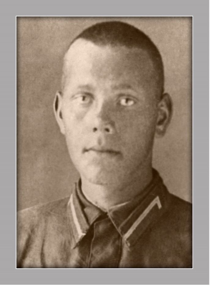 Ипатов Михаил, выпускник 1941 года. I погиб на франте в 1943 году.
