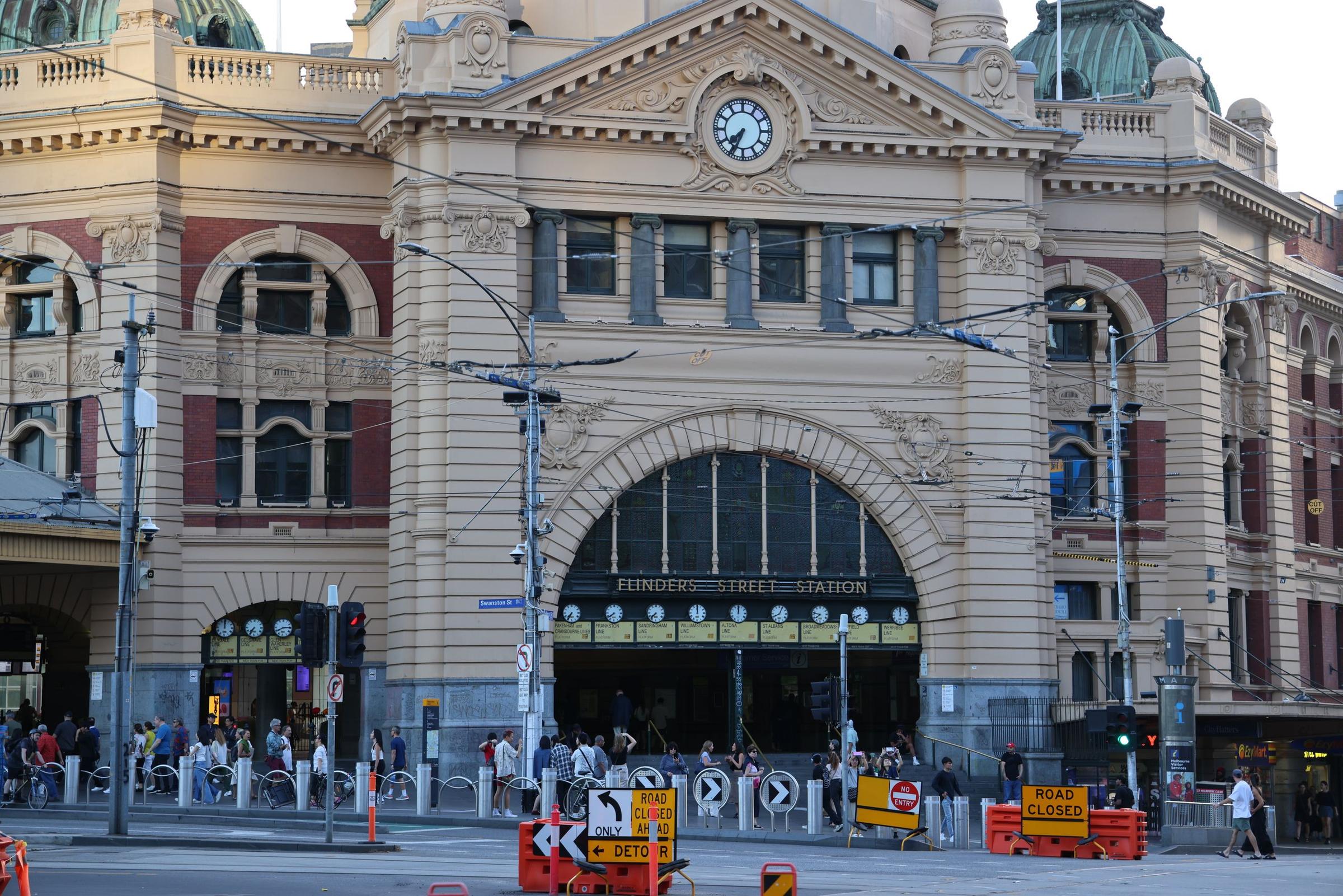 Flinders Street Station, ikon kota Melbourne