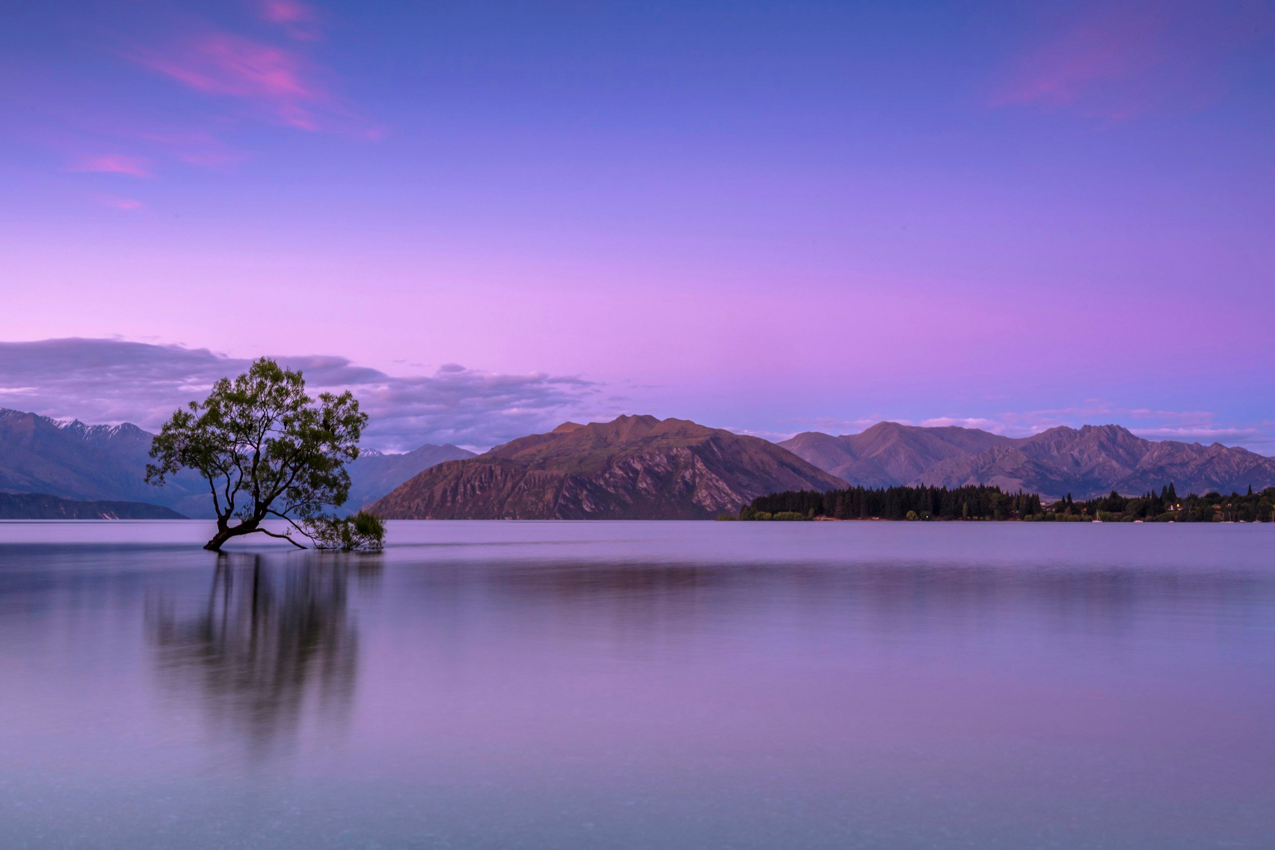 Pemandangan perjalanan di New Zealand