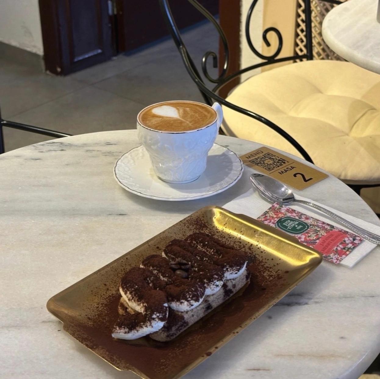 À La Minute Tiramisu