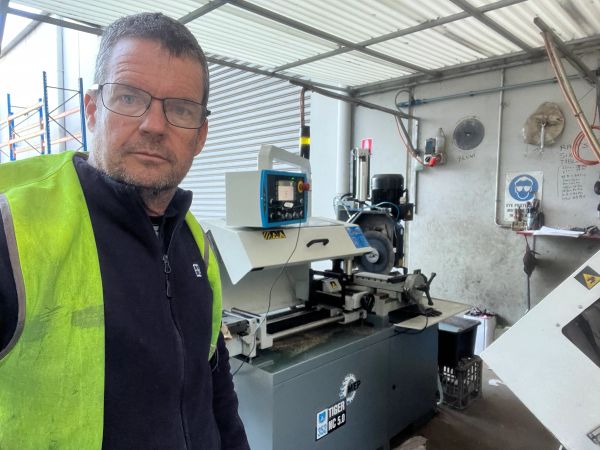 Other Machinery Bandsaw Surface Grinder Service