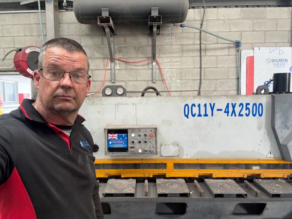 Press Brake Qc11y Guillotine Service
