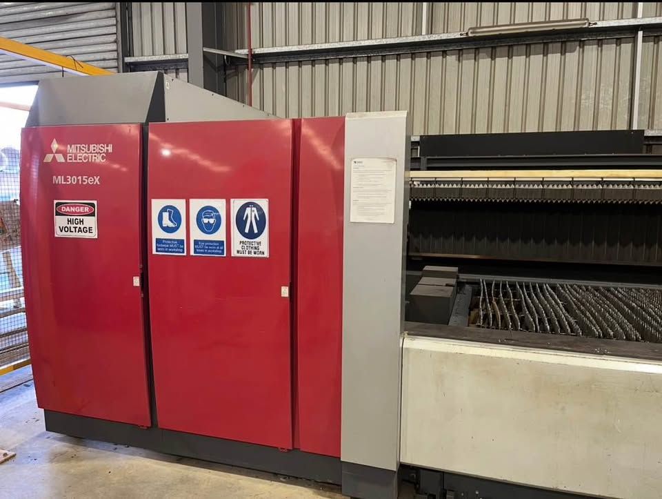 Mitsubishi ML3015eX 4.5kW Laser Cutting Machine — photo 5