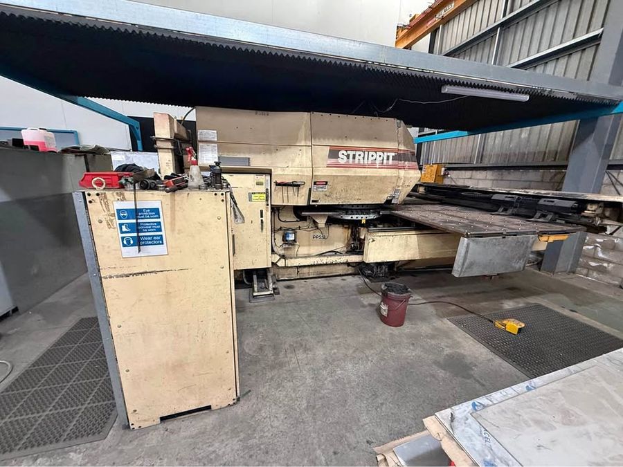 Strippit FC1250S Fabri-Centre Turret Punch Press