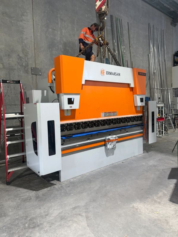 Machine Installation Ermaksan Press Brake Factory Positioning