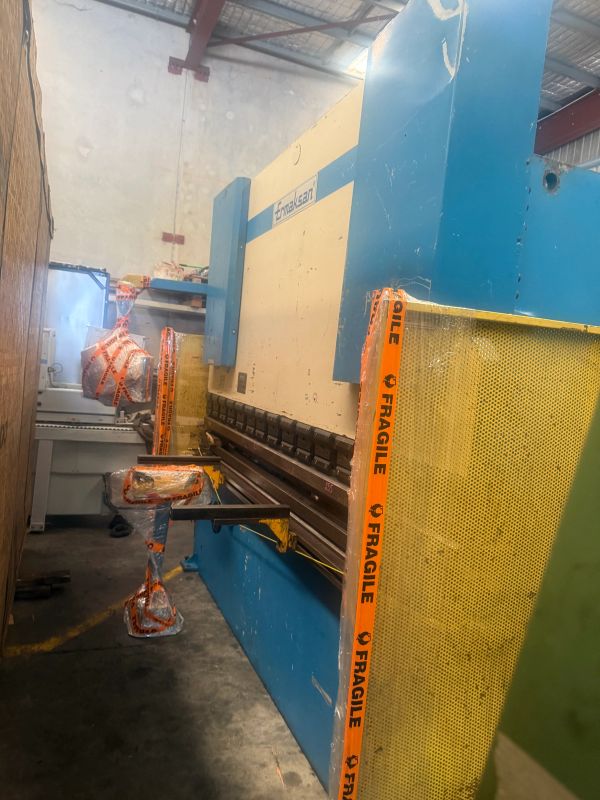 Machine Installation Press Brake Crane Lift