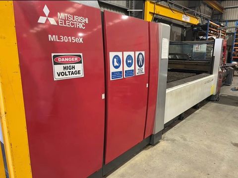 Mitsubishi ML3015eX 4.5kW Laser Cutting Machine