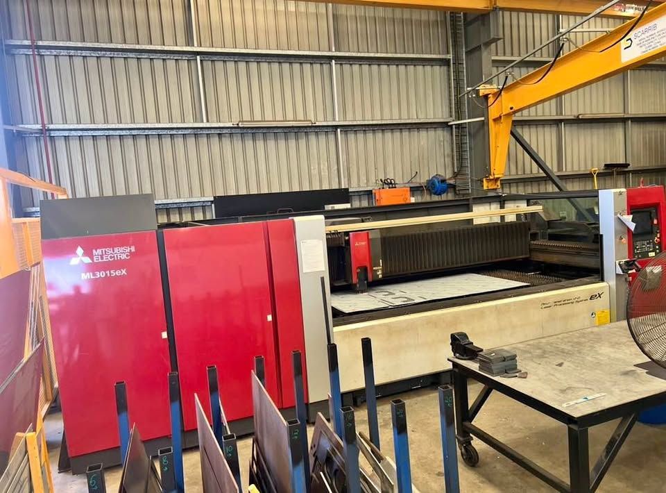 Mitsubishi ML3015eX 4.5kW Laser Cutting Machine — photo 2