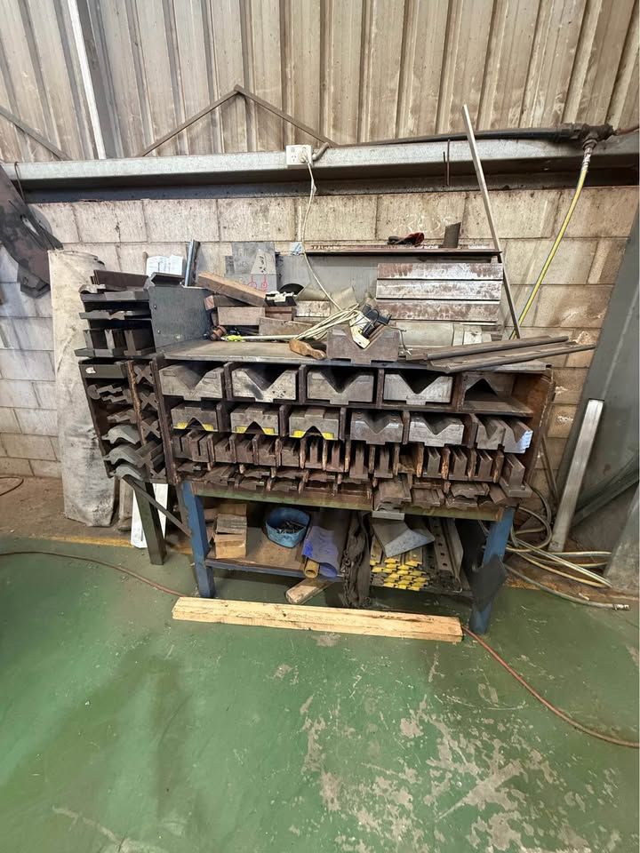 DYE Syncro 200t x 4.2m CNC Press Brake — photo 6