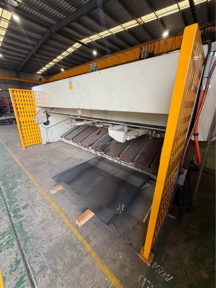 Durma DHGM 4013 Swing Beam Guillotine 4.1m x 13mm — photo 4