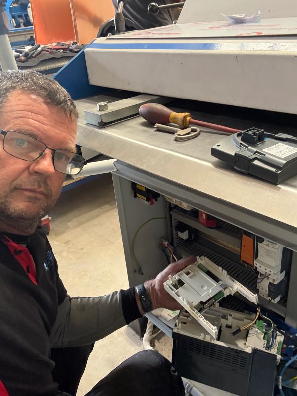 Cnc Controller Press Brake Electrical Cabinet Repair