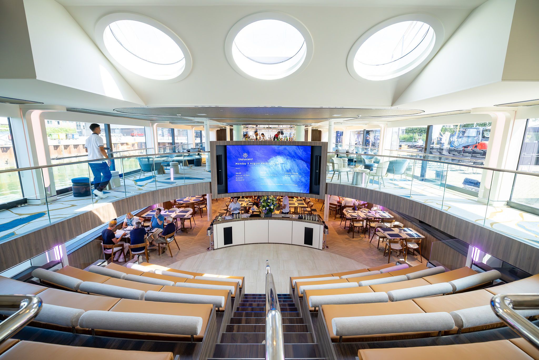 Transcend Ship for MICE meeting room with seats and screen
