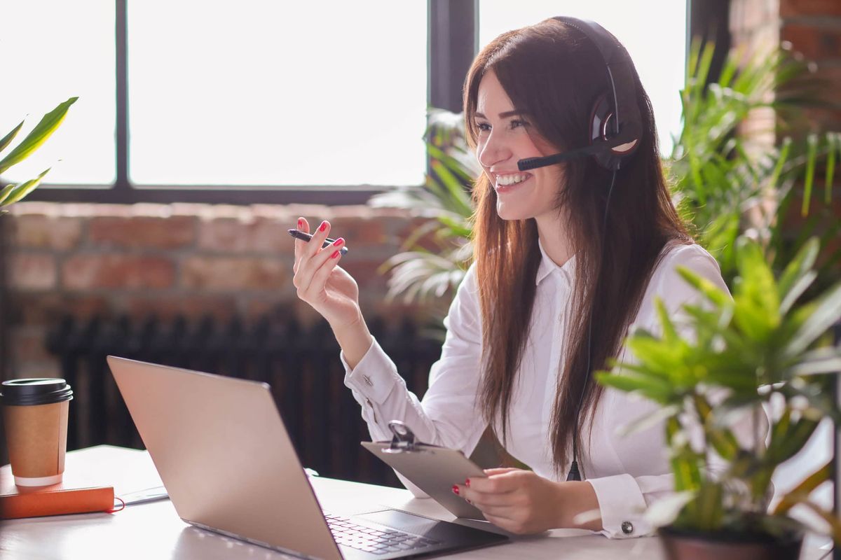 teleworker-girl