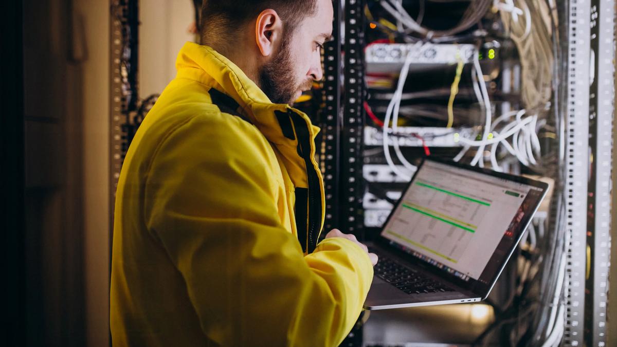 What training is required to become a network administrator?
