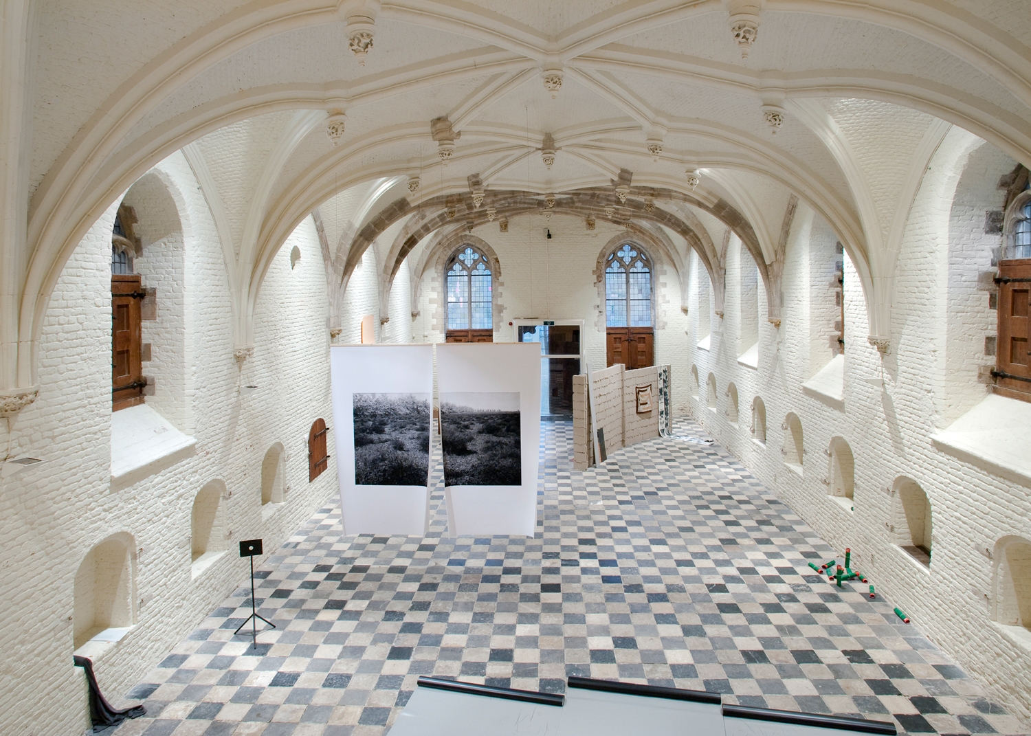 'Autumn of Modernism', 2012
Exhibition view
Leo van Kampen photography | Autumn of Modernism | Gwenneth Boelens, Piet Dieleman, gerlach en koop, Sara van der Heide, Martijn Hendriks, Bas van den Hurk, Rob Johannesma, Katja Mater, Marc Nagtzaam, Falke Pisano, Roma Publications, Petra Stavast, Batia Suter, Remco Torenbosch, Martijn in 't Veld