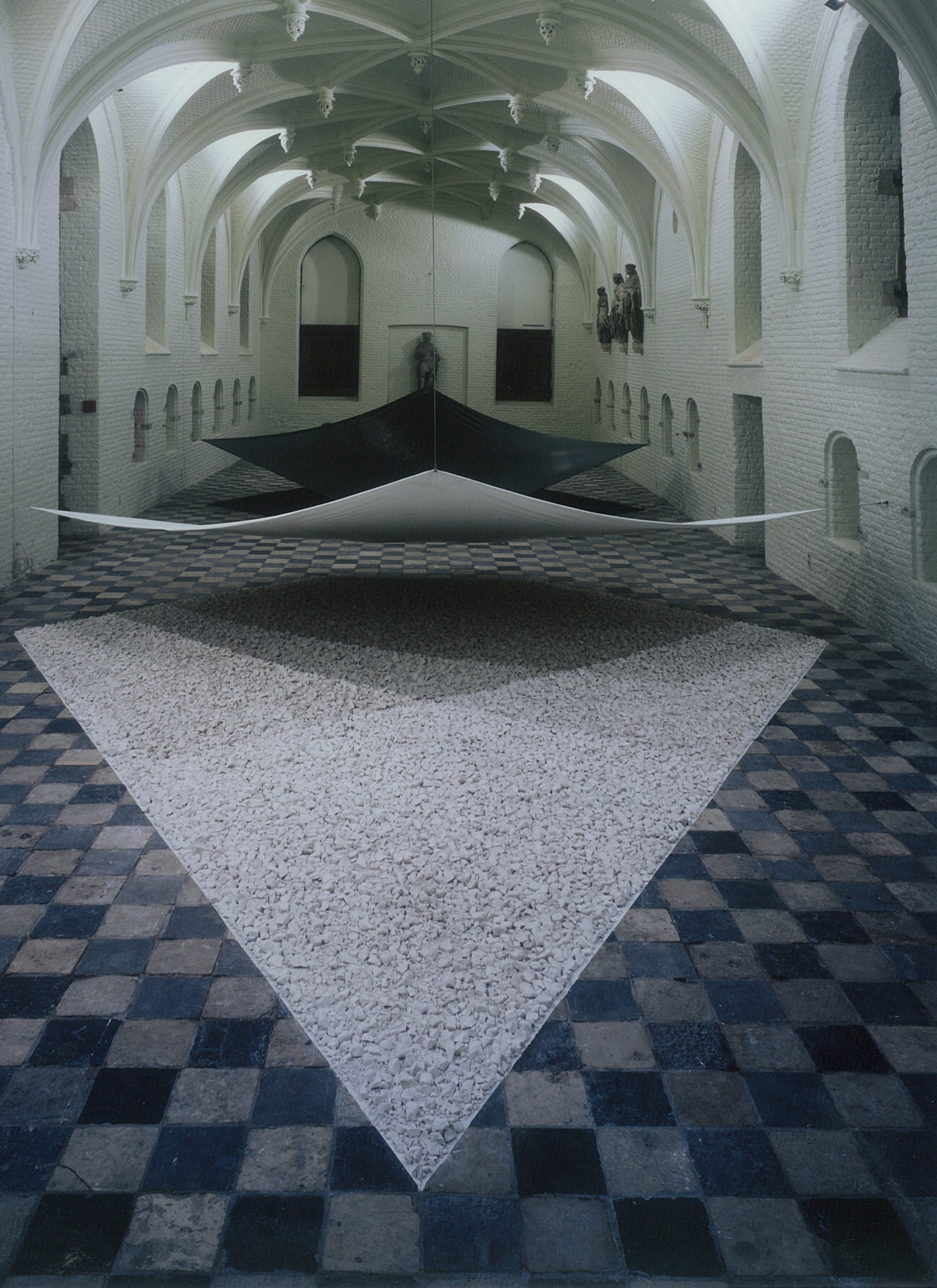 Daniel Dutrieux , '(L'Ombre)2', 1991. Installatiefoto. Foto: Wim Riemens | (L'Ombre)2 | Daniel Dutrieux