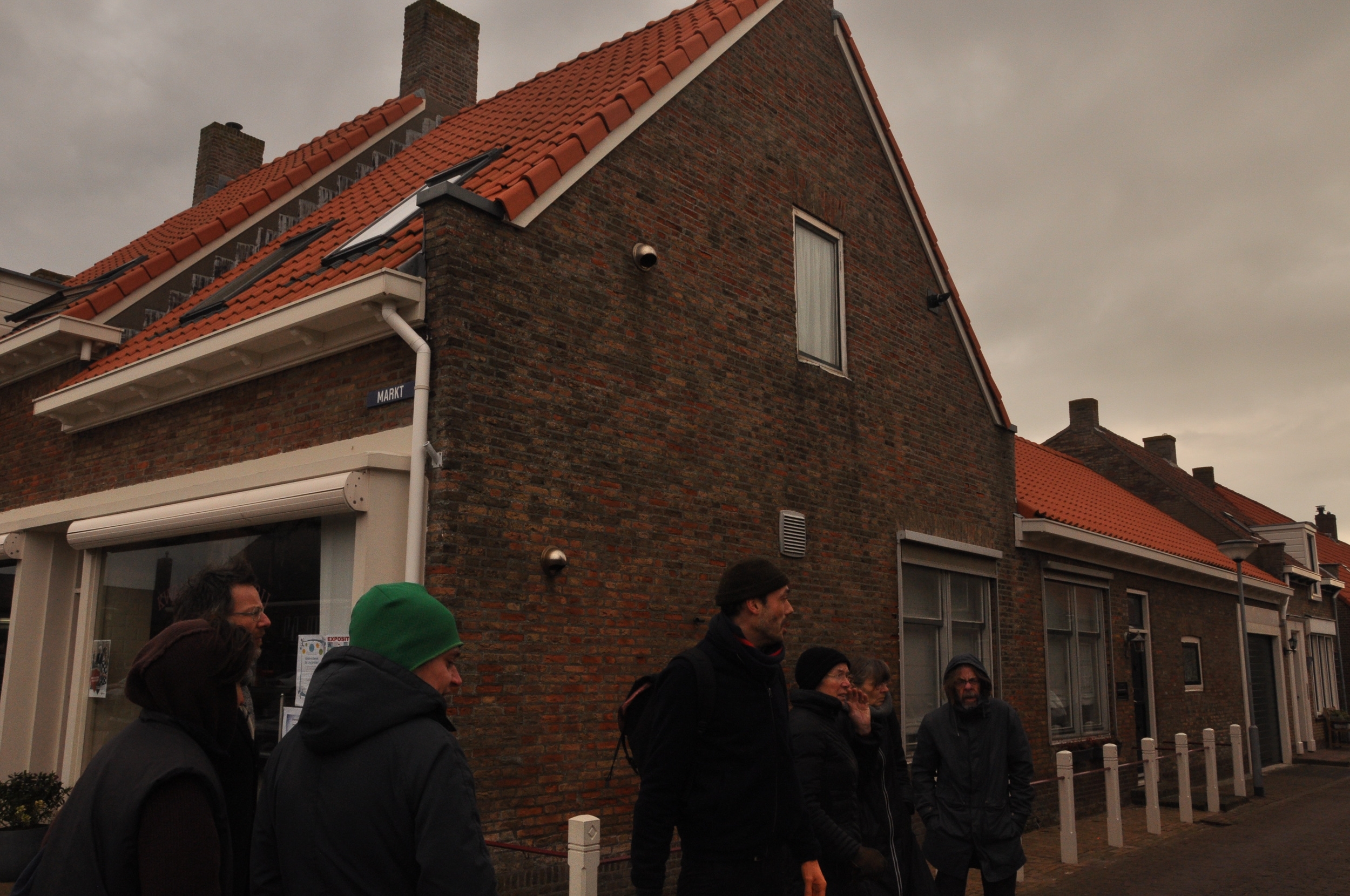 So You Don't Get Lost in the Neighborhood #6 | Paul Hendrikse | Photo: Masha van Vliet