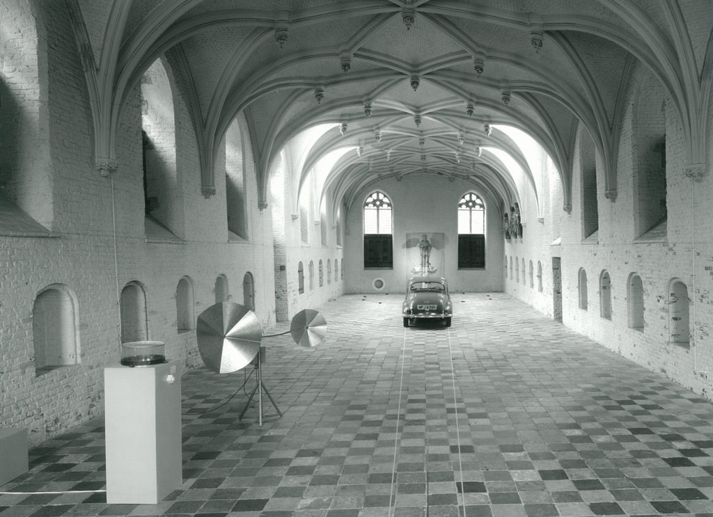 Peter Appleton. 'Music from Sculpture, experiments with electronics, acoustics and the elements'. Exhibition overview. Photo: Wim Riemens | Music from Sculpture, experiments with electronics, acoustics and the elements | Peter Appleton