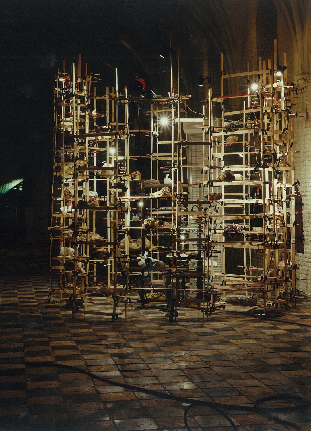 Suchan Kinoshita, 'Stof', 1995. Foto: Leo van Kampen | Stof | Suchan Kinoshita