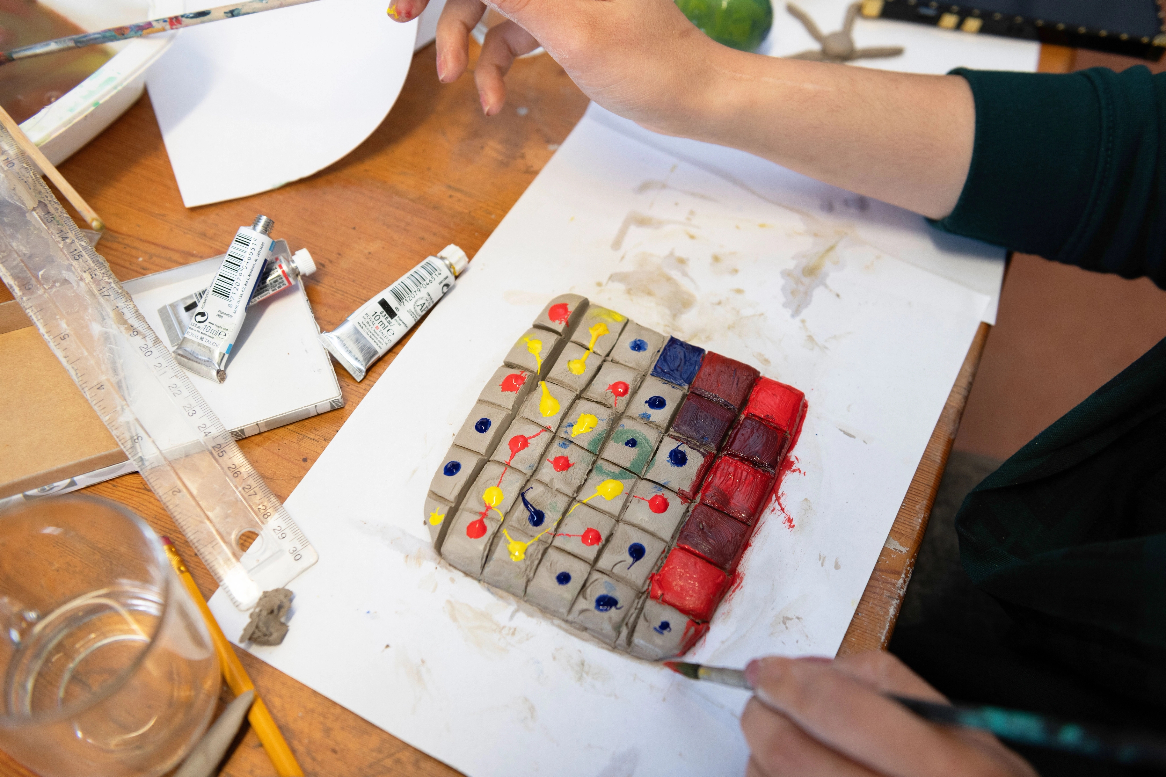 Foto: Anda van Riet | Oemoemenoe: If You Do It Well, I Will Do It Better | Zahar Bondar