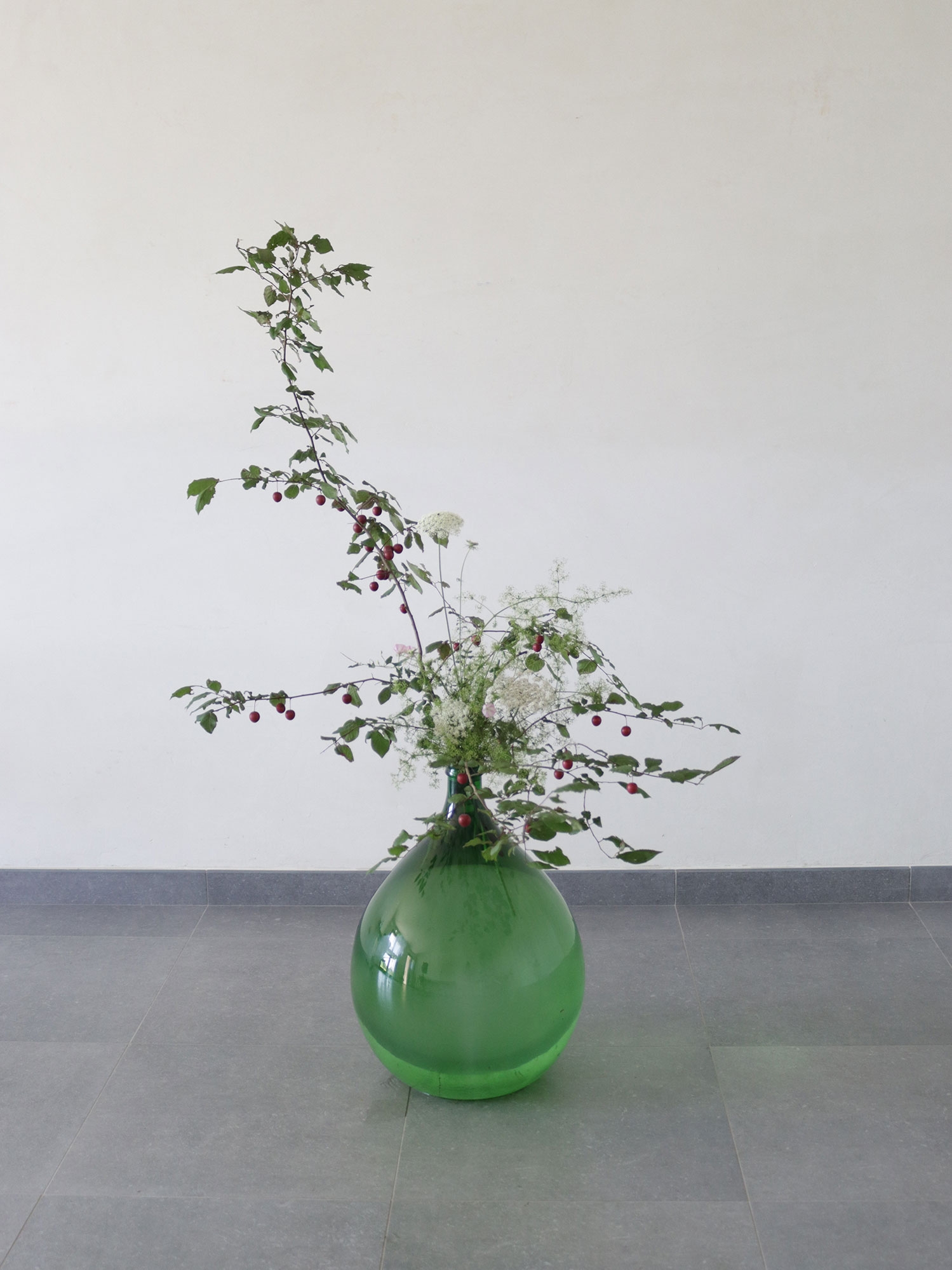 Careful Sounds and Floral Hummings | Han Le Han, Houaïda Goulli