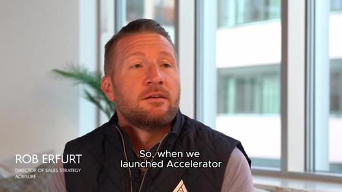 Person talking about SalesScreen