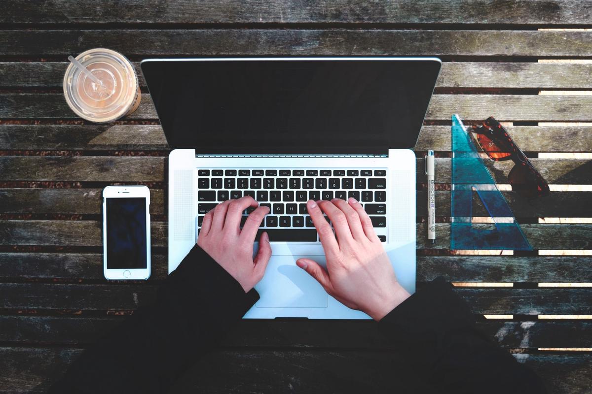 The Secrets to Unlocking Motivation From Your Remote Sales Team